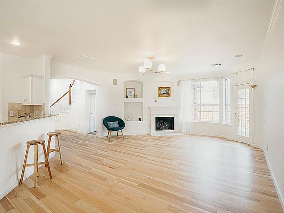 4th image of 1837 Andress Dr