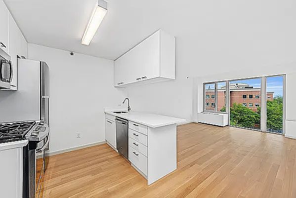 1st image of 448 W 167th St APT 4C