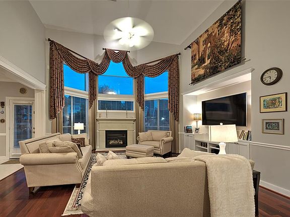 5th image of 22906 Jamie Brook Ln