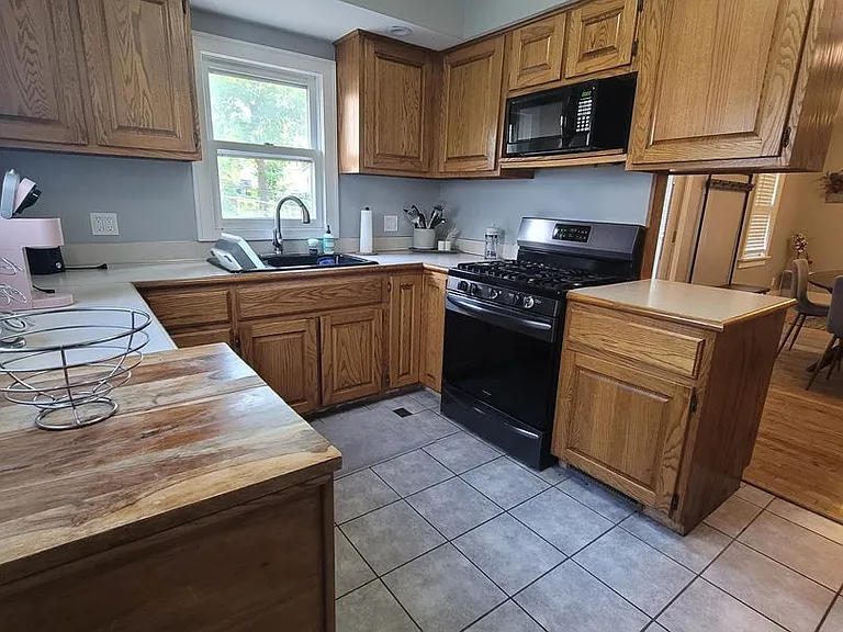 3428 Lafayette Ave — Photo 4