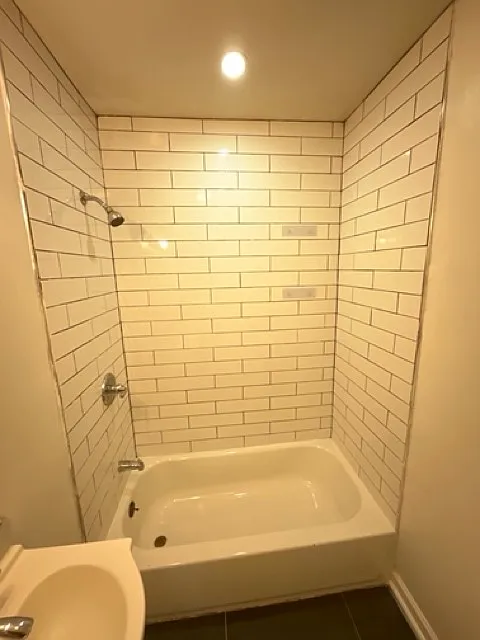 1 bed, $1,100 — Photo 4