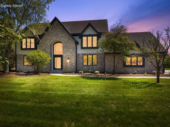 278 Mulberry DRIVE, Delafield, WI 53018
