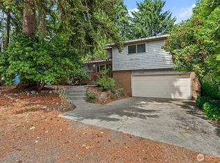 5210 NE 190th St, Seattle, WA 98155