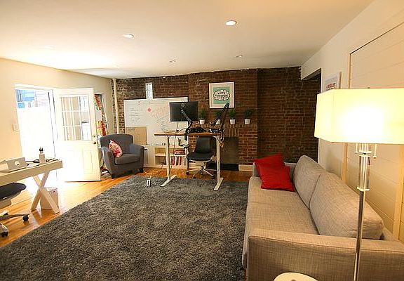 3rd image of 53 W 84th St #Gb