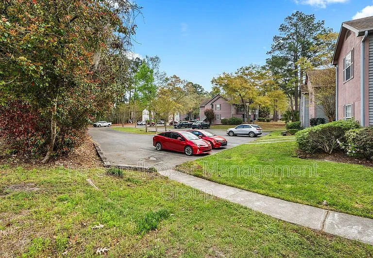 7955 Timbercreek Ln #H — Photo 18