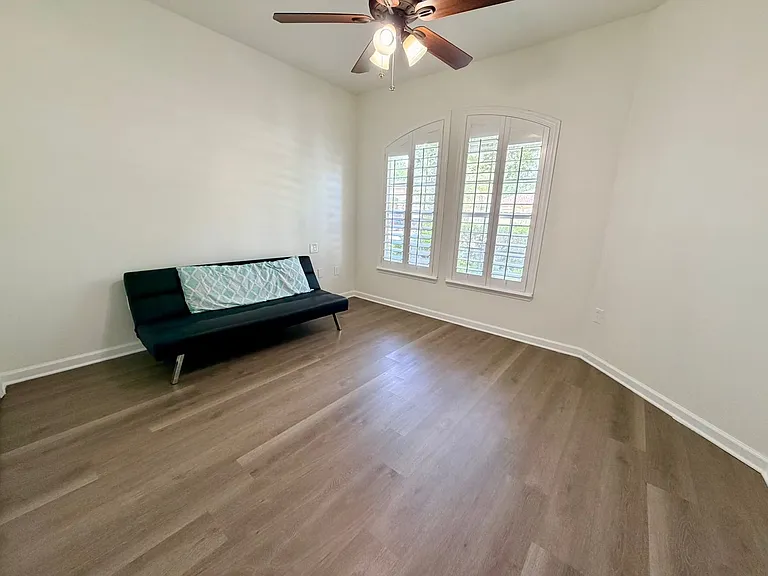 2411 Golfview Dr — Photo 14