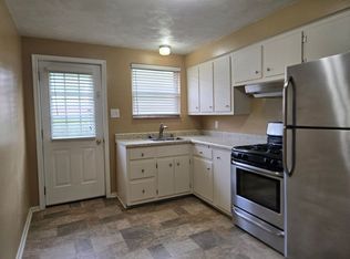 3002-3004 Mintwood Dr #1, New Kensington, PA 15068