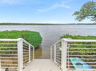 2408 Harbour Cove Dr, Fort Pierce, FL 34949