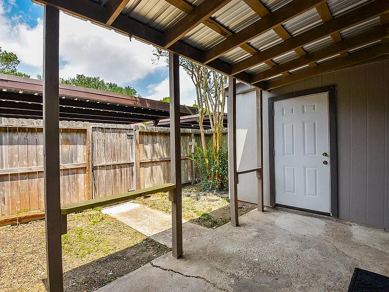 5809 Village Forest Ct — Photo 24