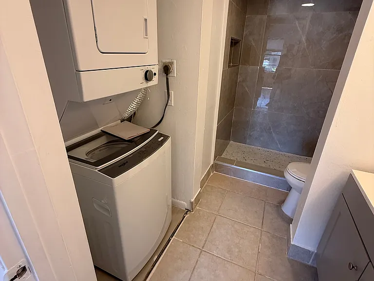 6736 Palmetto Cir S #205 — Photo 7