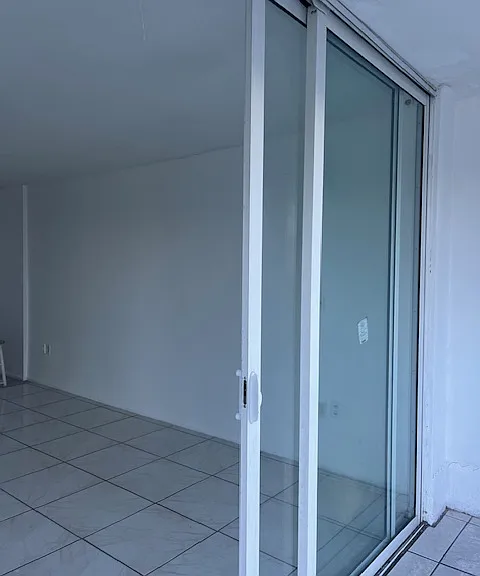 1591 NE Miami Gardens Dr — Photo 3