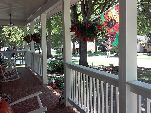 4th image of 119 Bendingwood Cir