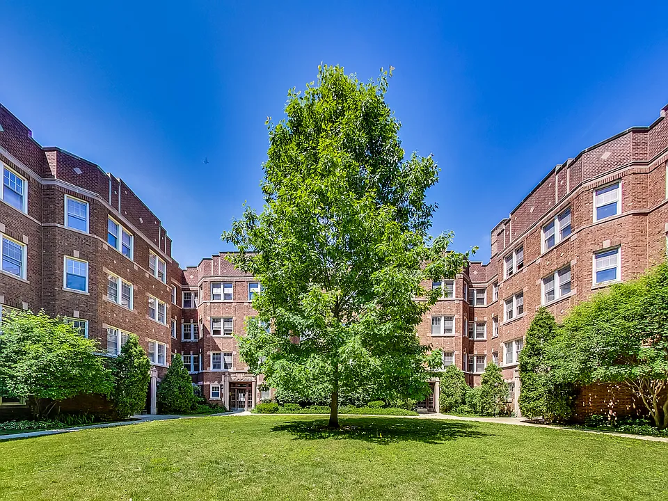 Pleasant Court