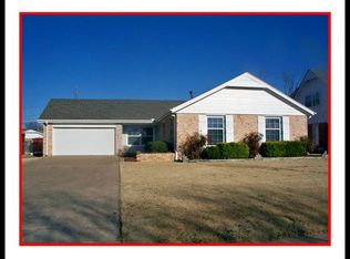 716 Crestland Dr, Bartlesville, OK 74006