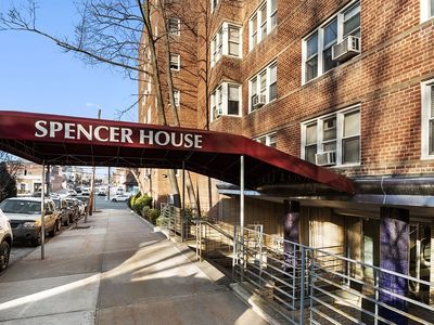 4380 Vireo Ave APT 3R, Bronx, NY, 10470