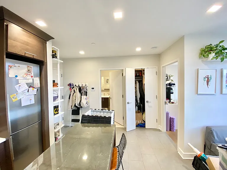 544 Manhattan Ave #4D — Photo 2