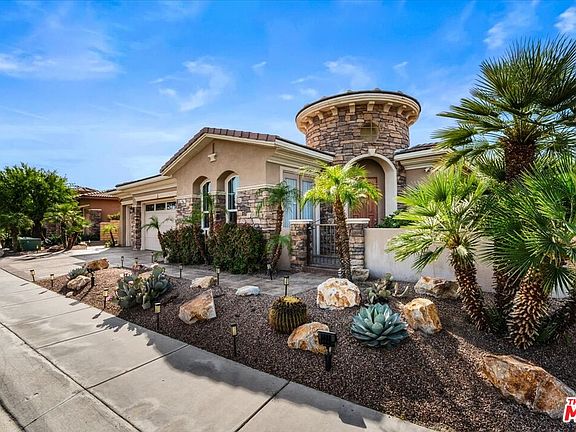 3rd image of 126 Via Tuscany