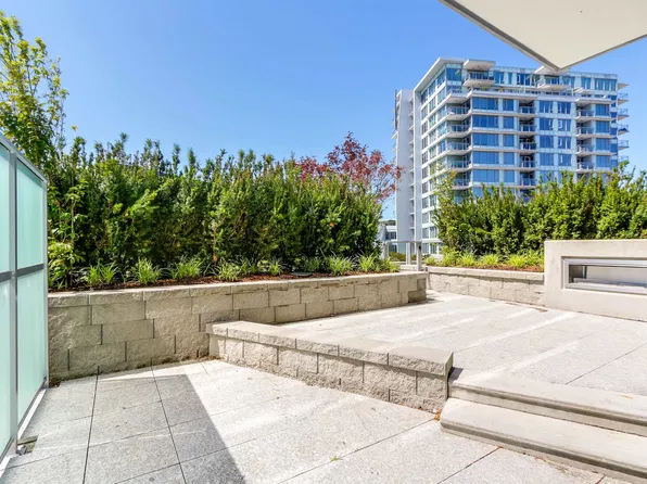 7468 Lansdowne Rd #601, Richmond, BC V7C 0B7