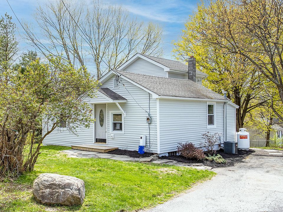 1st image of 139 Wait St #1