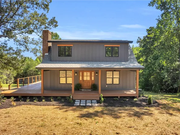 204 Dove Hill Cir, Easley, SC 29640