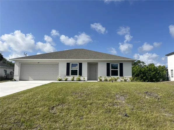 2812 NE 6th Place Cpe, Coral, FL 33909
