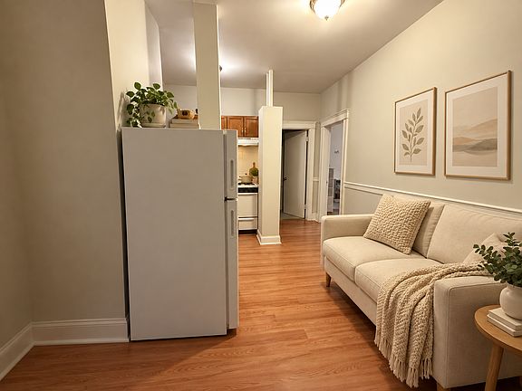3rd image of 1190 Commonwealth Ave #7