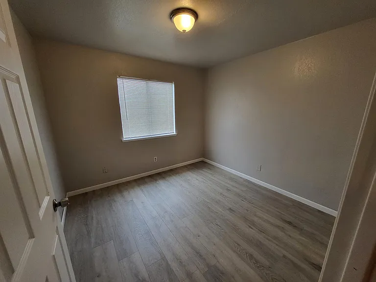 1214 E Clinton Ave #202 — Photo 8