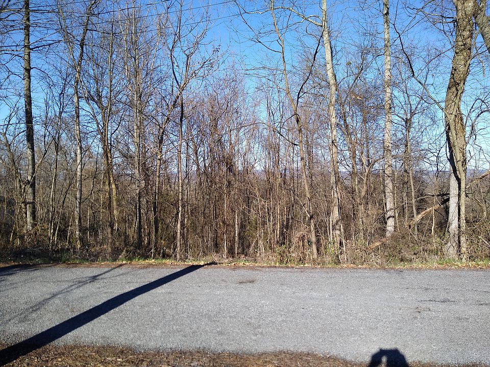 1st image of 140 Miller Dr