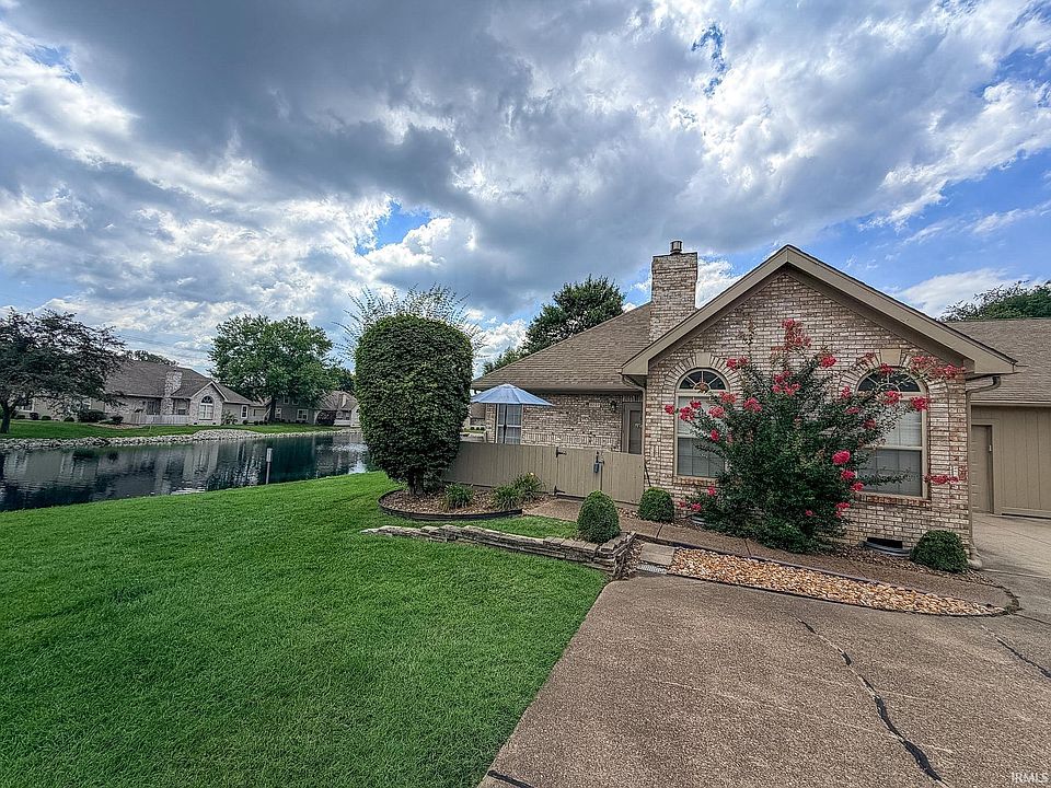 1st image of 8227 River Park Way