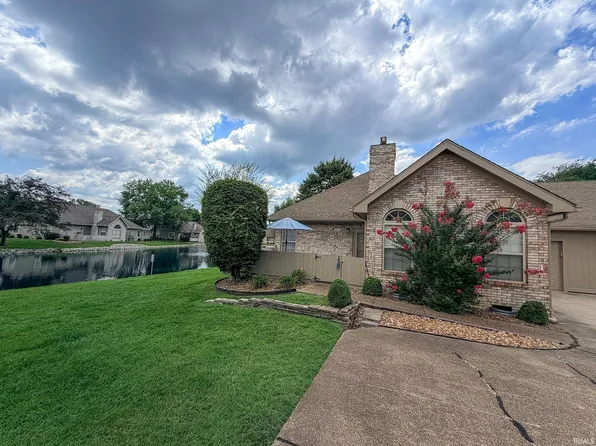 8227 River Park Way, Evansville, IN 47715