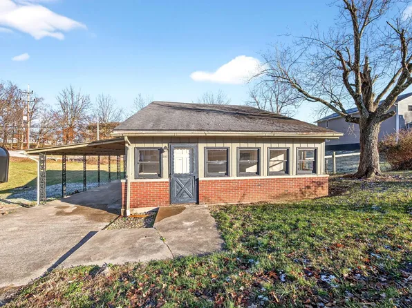 502 W St, Bedford, IN 47421