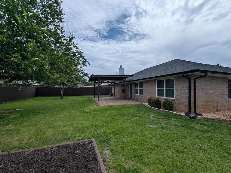 2409 Juneau Ln — Photo 30