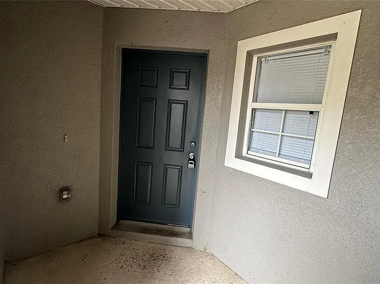 2437 Hassonite St — Photo 2
