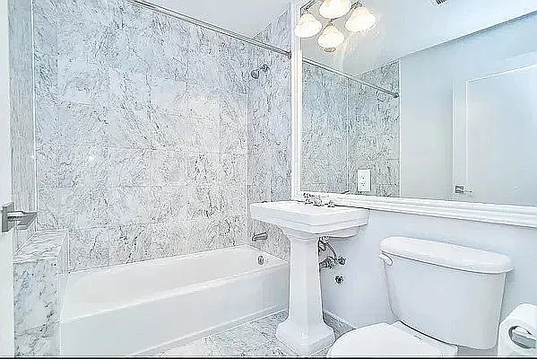 Rented by REAL New York | media 18