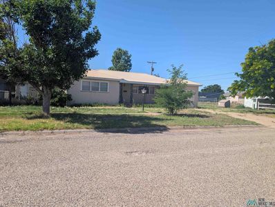 303 W 16th St, Portales, NM, 88130