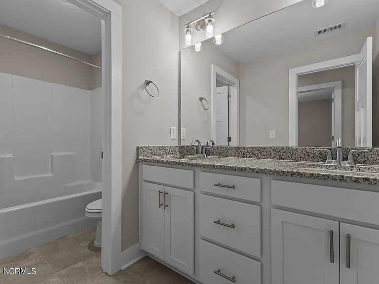 139 Crestview Rd — Photo 31