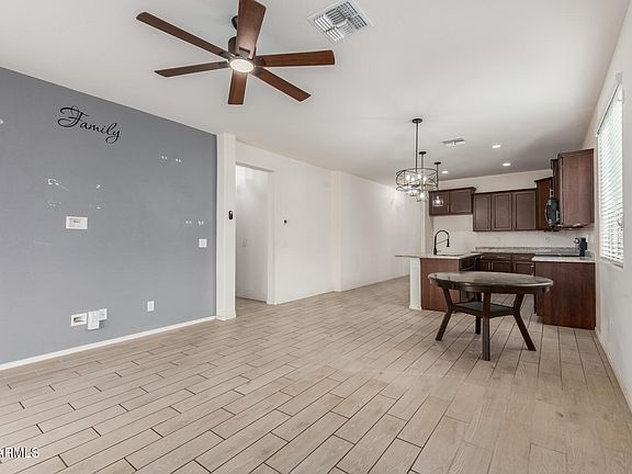 3rd image of 17774 W VIA DE LUNA Drive