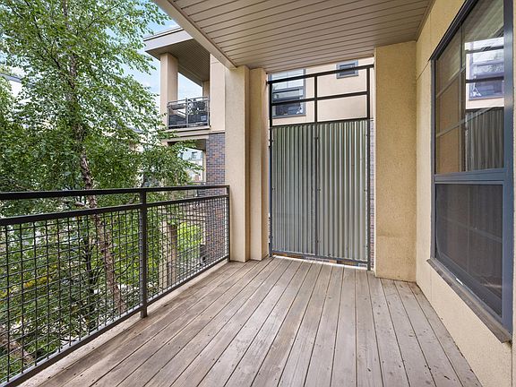 5th image of 2565 Franklin Ave APT 313