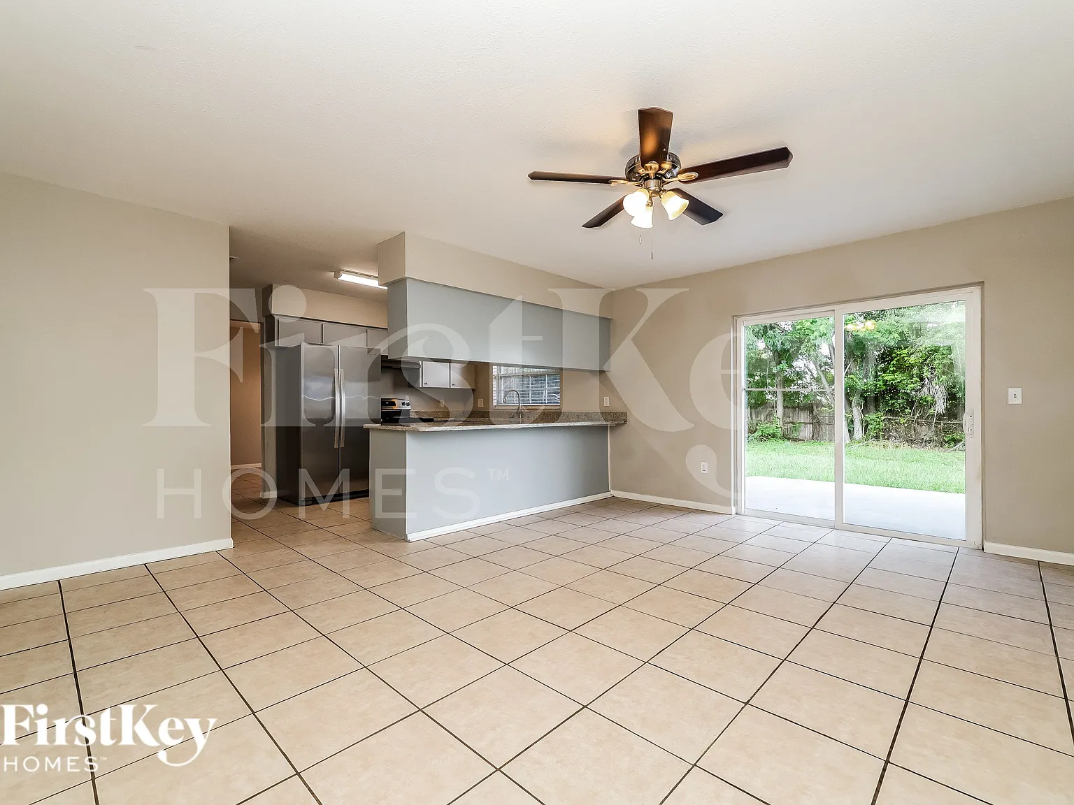 3 bed, 2.0 bath, 1612 sqft, $2,125 — Photo 2