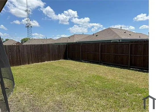 4 bed, 1900 sqft, $3,000 — Photo 4