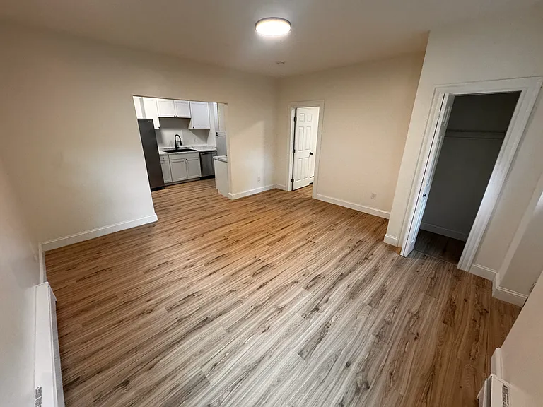 42 Johnston Ave #6 — Photo 5