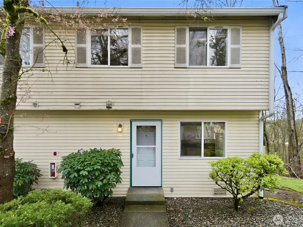 833 SW Sunset Boulevard #J-51, Renton, WA 98057