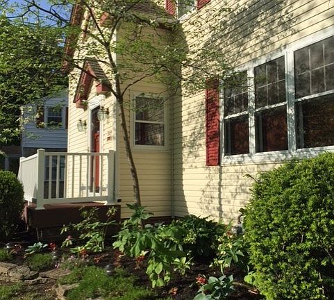3rd image of 323 Fairway Ave