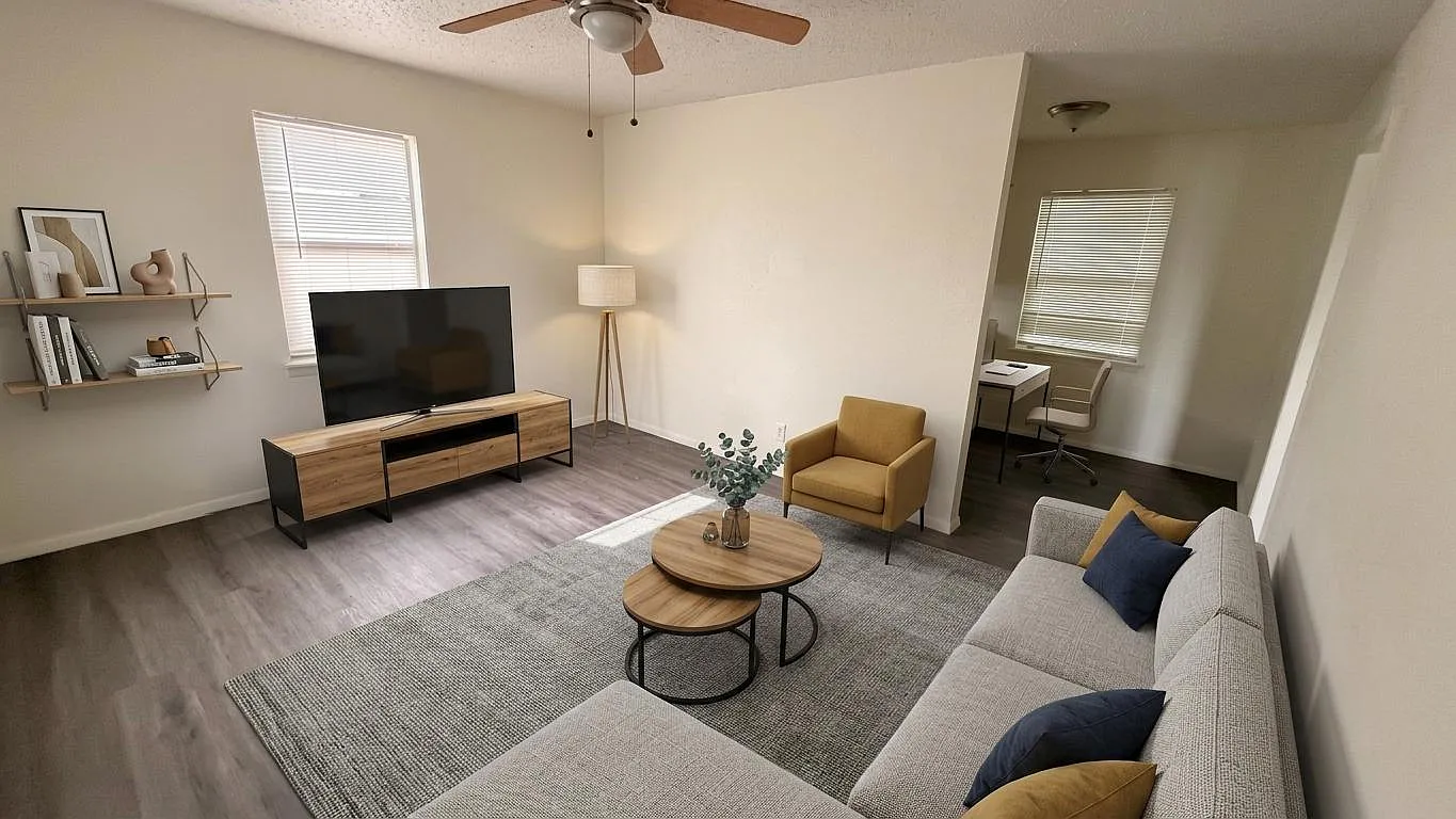 2 bed, 1.0 bath, 674 sqft, $950 — Photo 1
