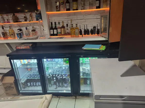 572 57th Street image 11 of 13