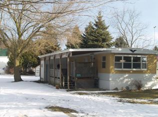 9036 Wallace Rd, Port Austin, MI 48467