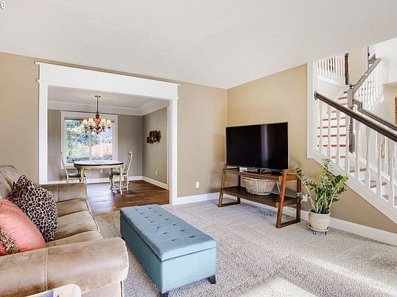 5th image of 4803 SE Viewpoint Dr