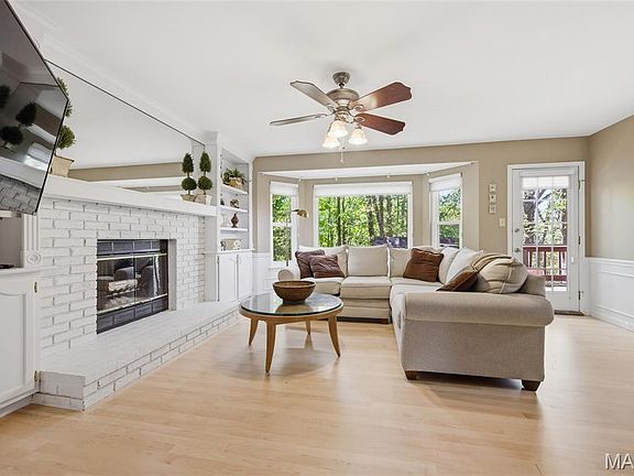 4th image of 1636 Daybreak Point Ct