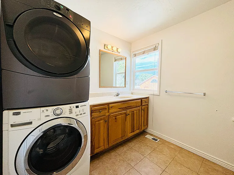 119 E Leslie Ave #2 — Photo 14