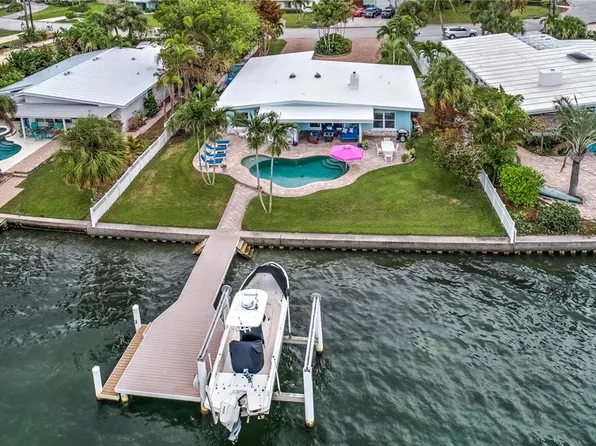 45 Dolphin Dr, Treasure Island, FL 33706